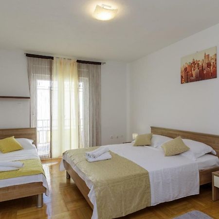 Renic Apartmani Kaštela Eksteriør billede