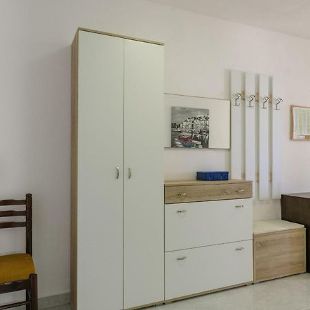 Renic Apartmani Kaštela Eksteriør billede