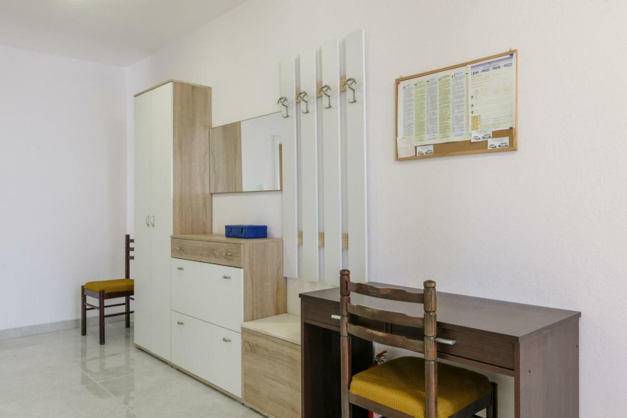 Renic Apartmani Kaštela Eksteriør billede