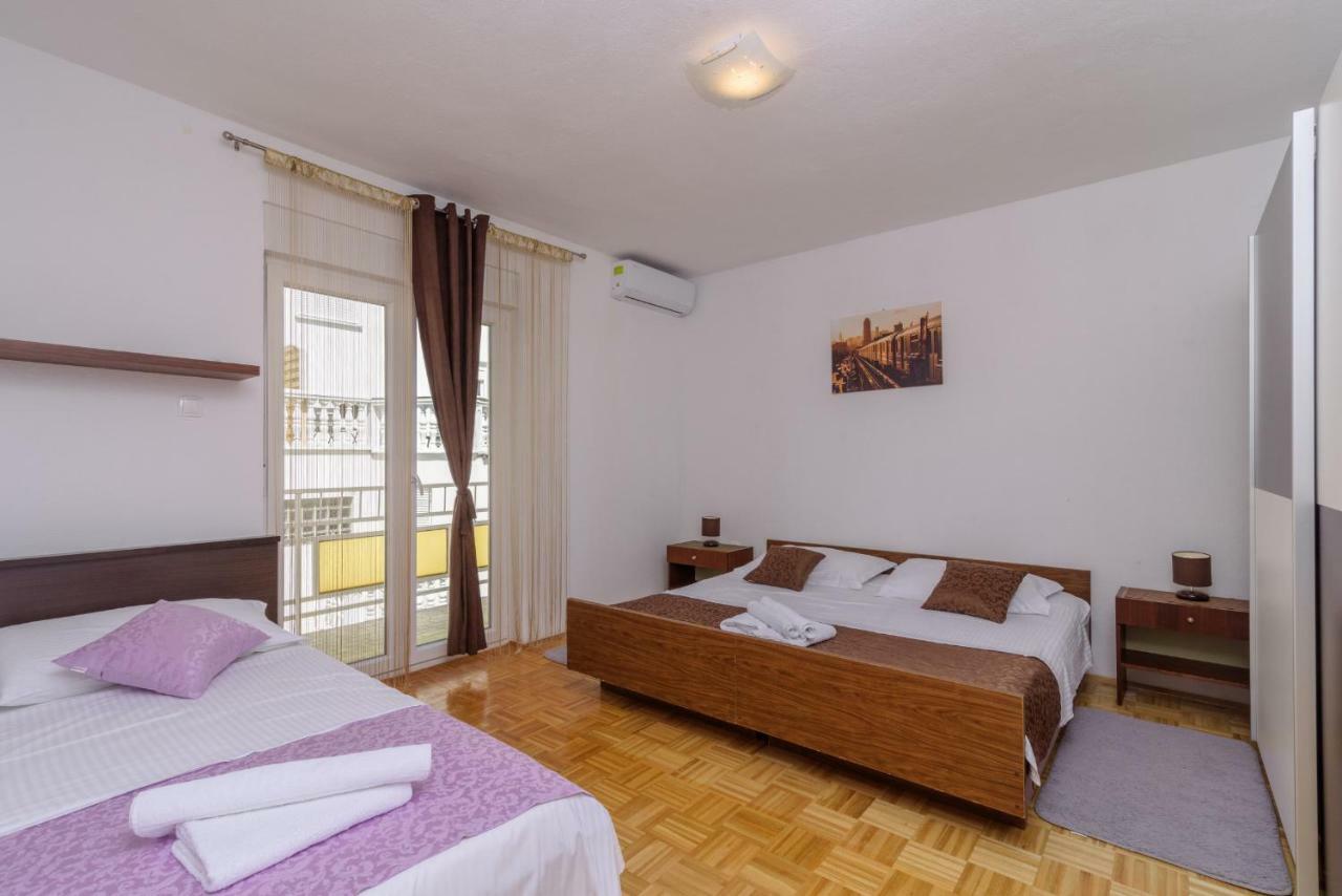 Renic Apartmani Kaštela Eksteriør billede